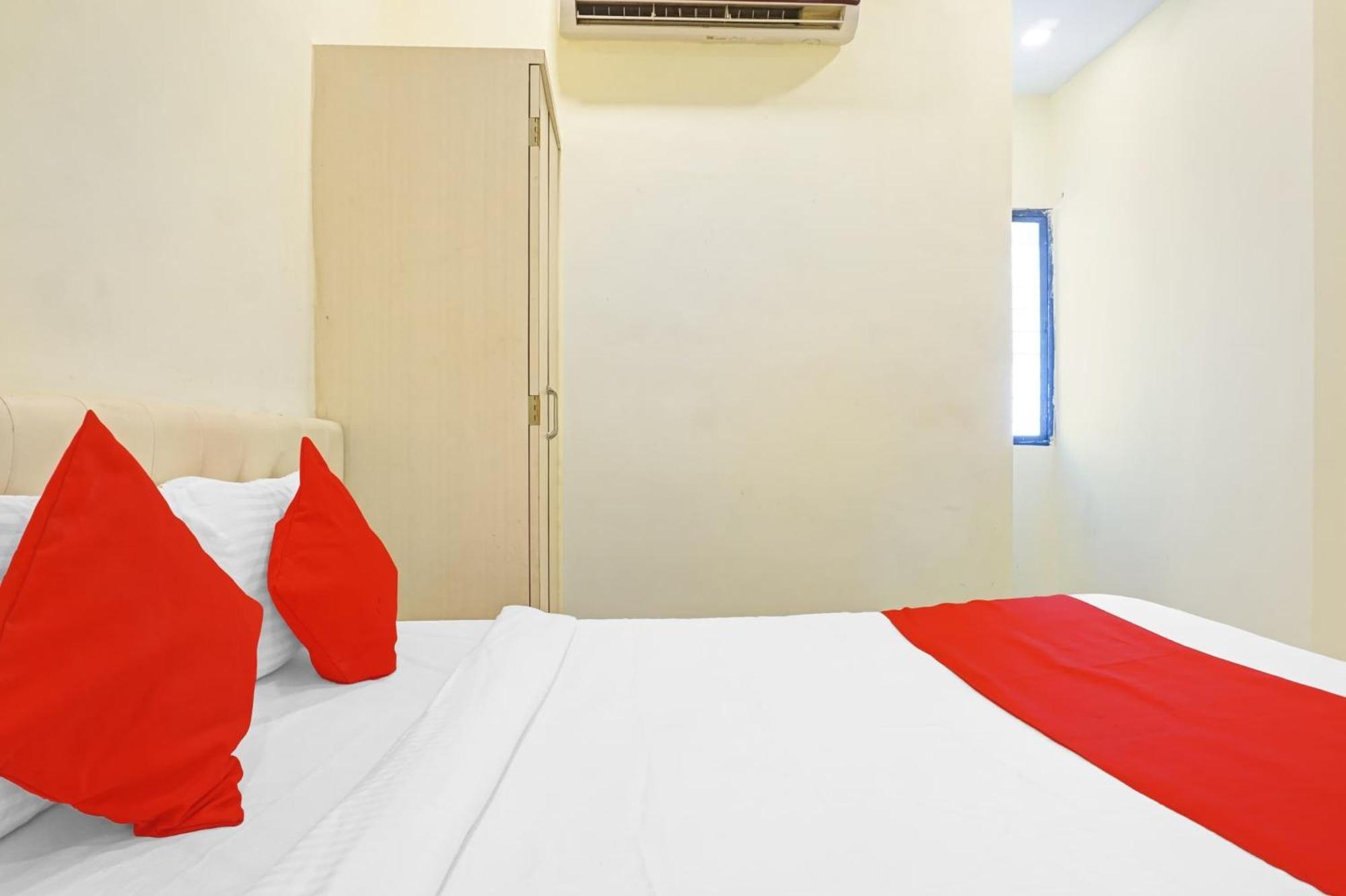 Hotel O 24K Inn Mundhwa Ngoại thất bức ảnh