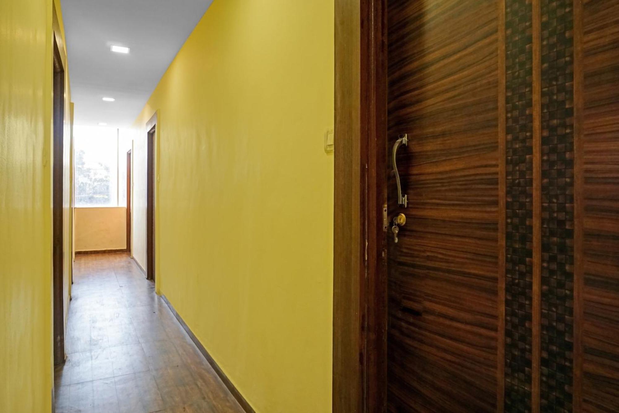 Hotel O 24K Inn Mundhwa Ngoại thất bức ảnh
